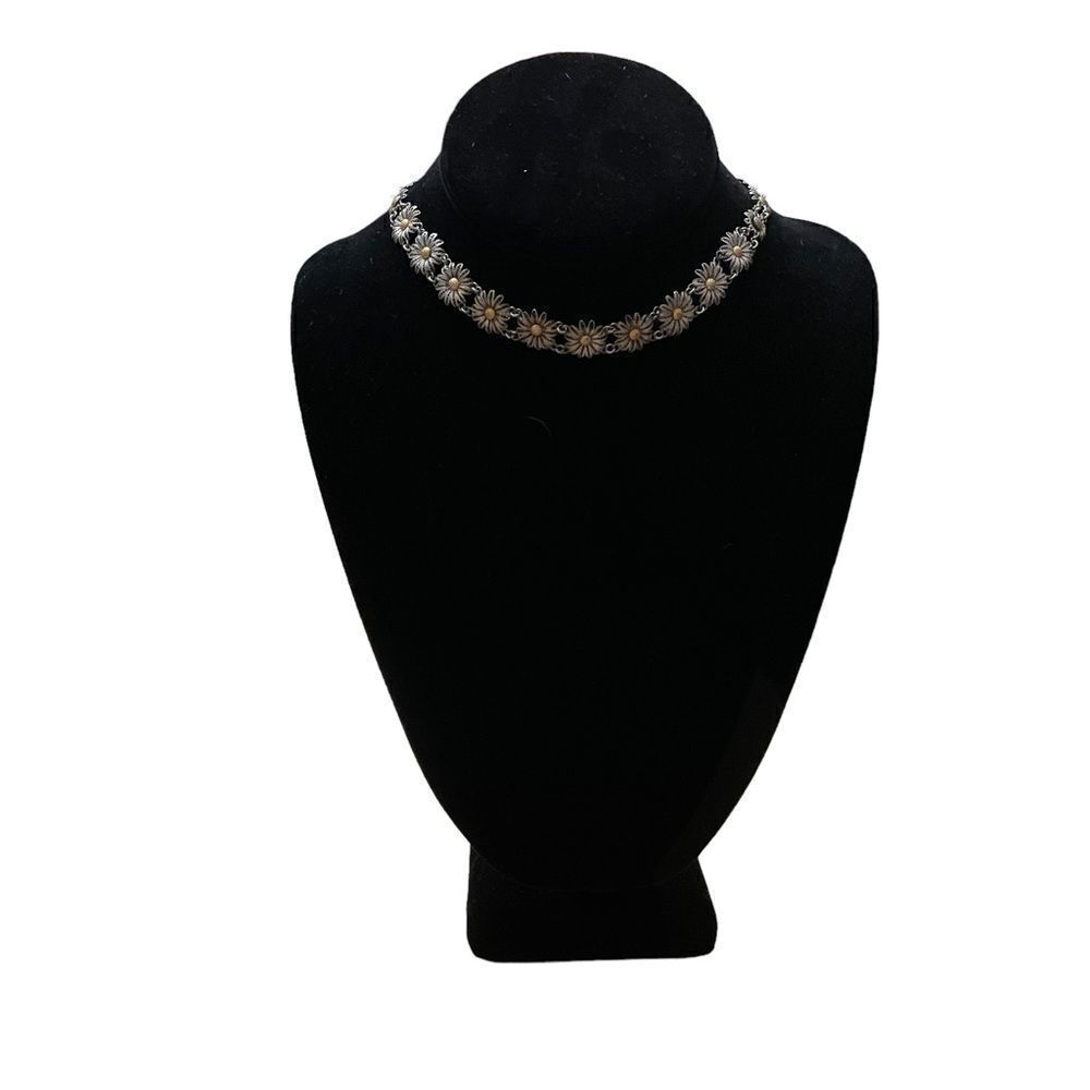 Vintage Filagree Daisy Metal Choker Necklace